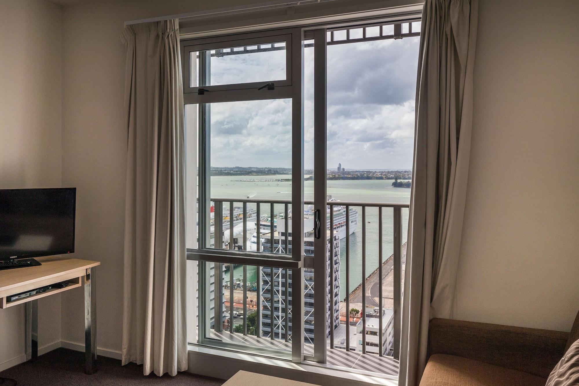 Auckland Harbour Suites 外观 照片